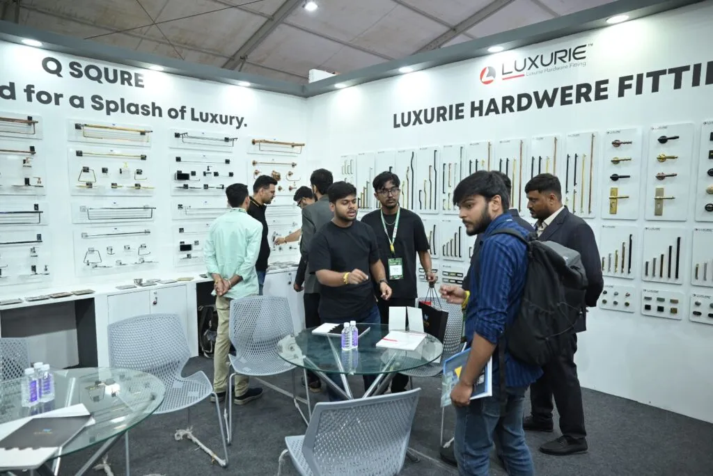 Exhibitor