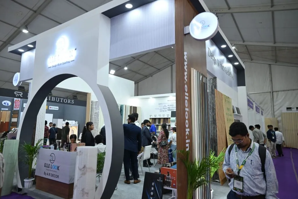 Exhibitor